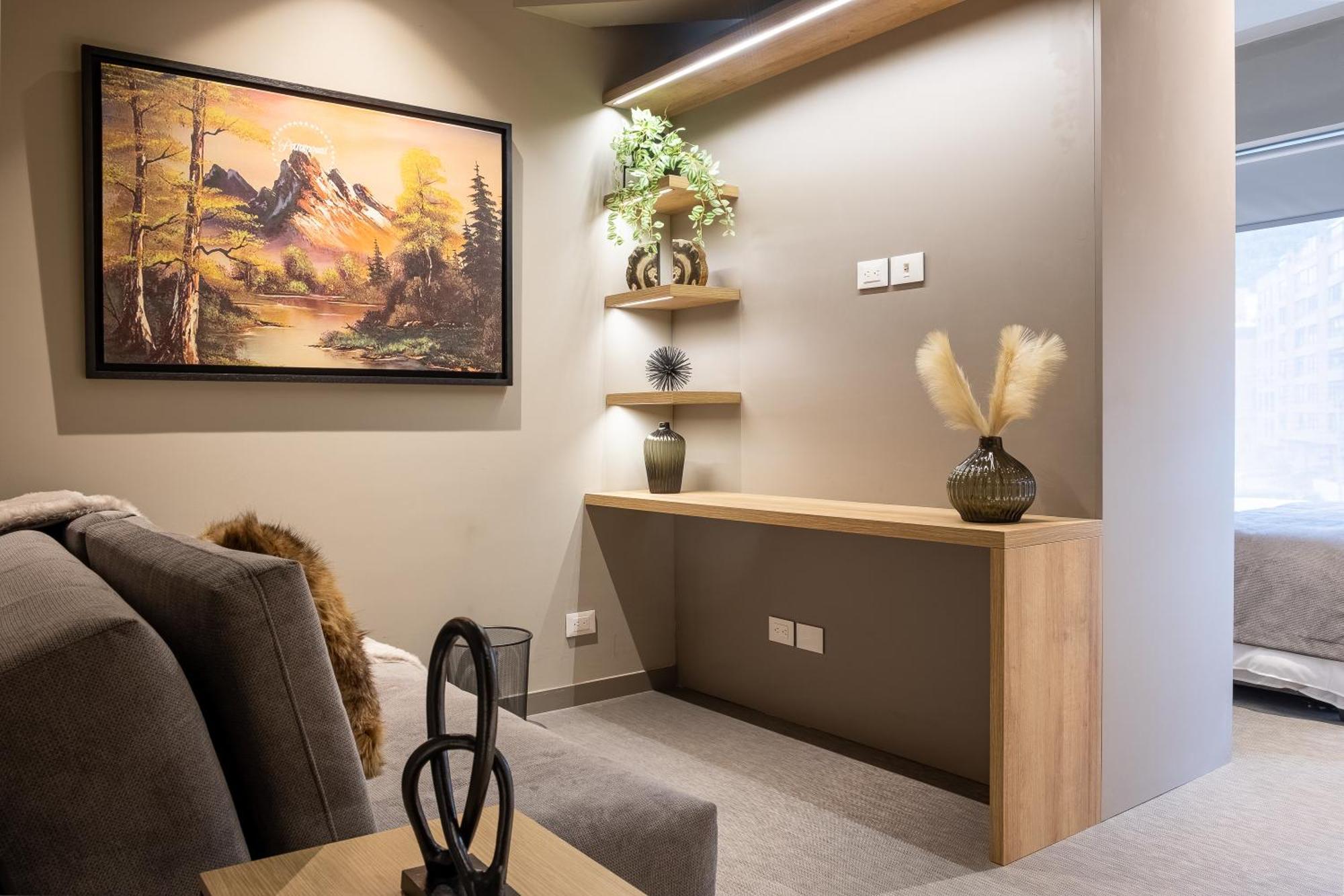 Aparthotel Icon 100 Luxury Apartasuites