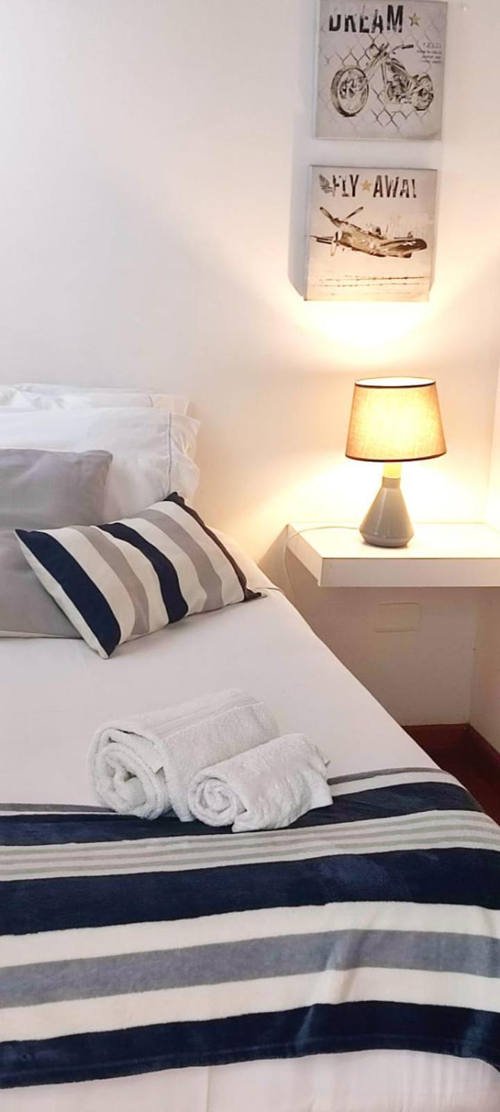 Acogedora 9 Bano Privado Homestay Bogota