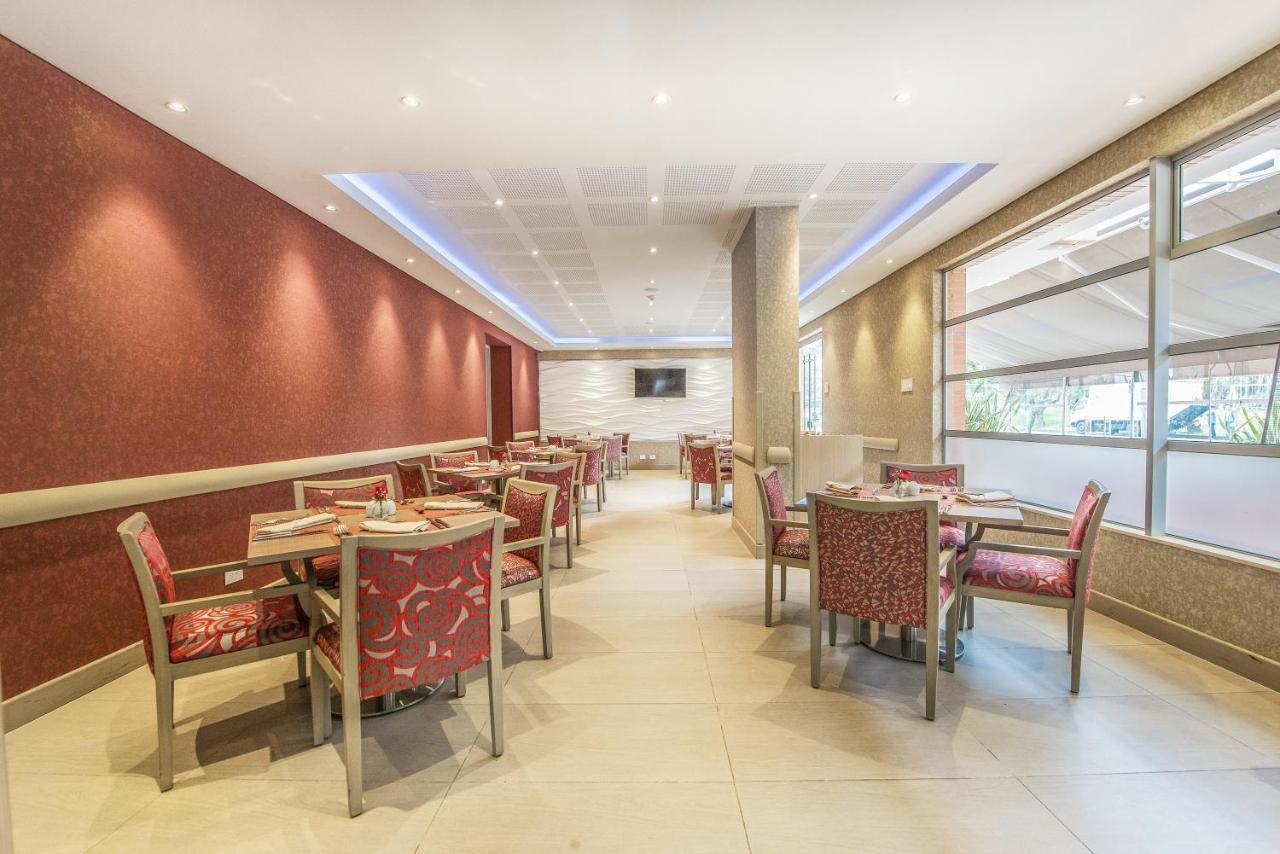 Apartahotel Apartamentos Plaza Suites 4*
