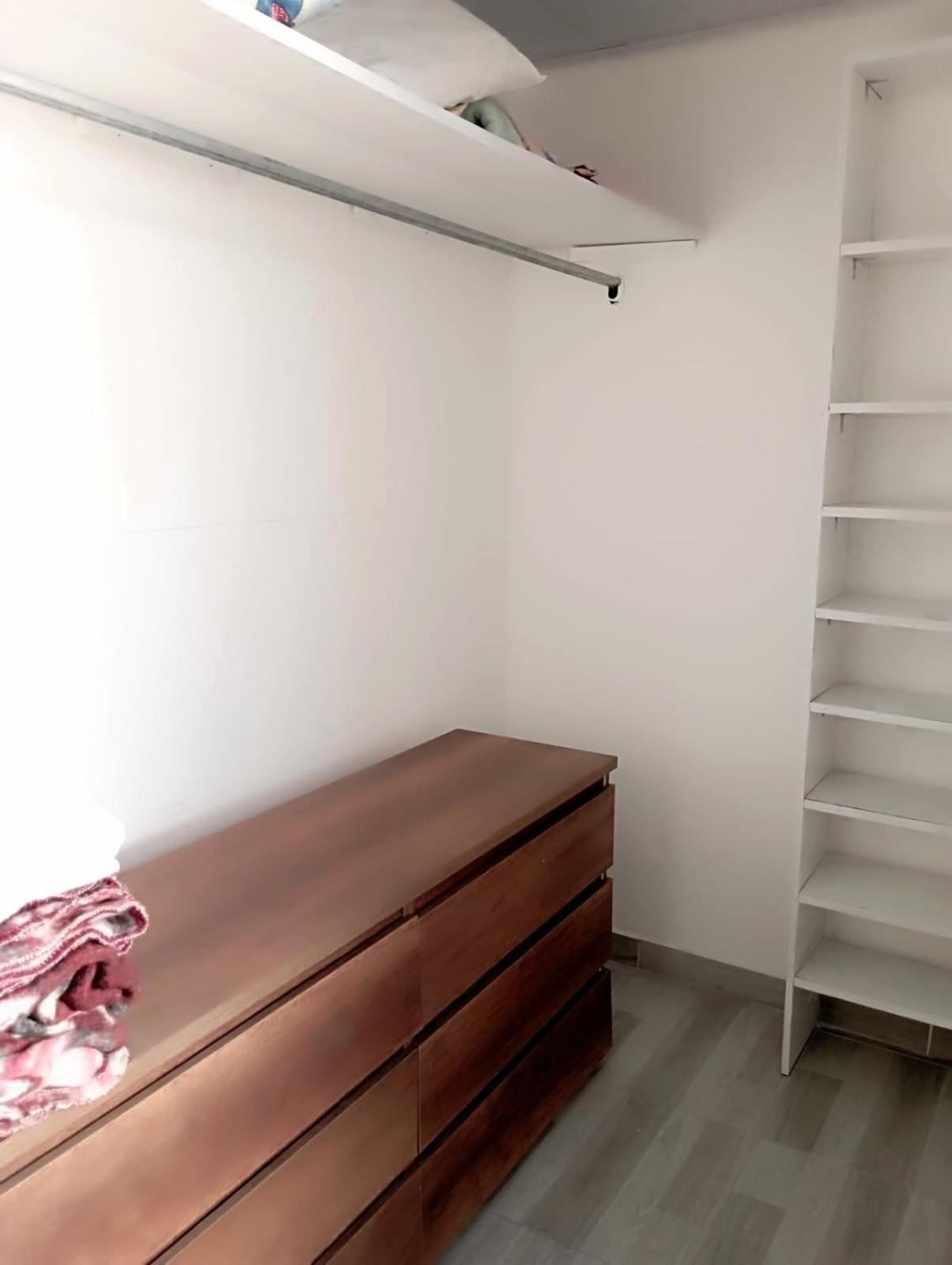 Edificio La Estrella Homestay