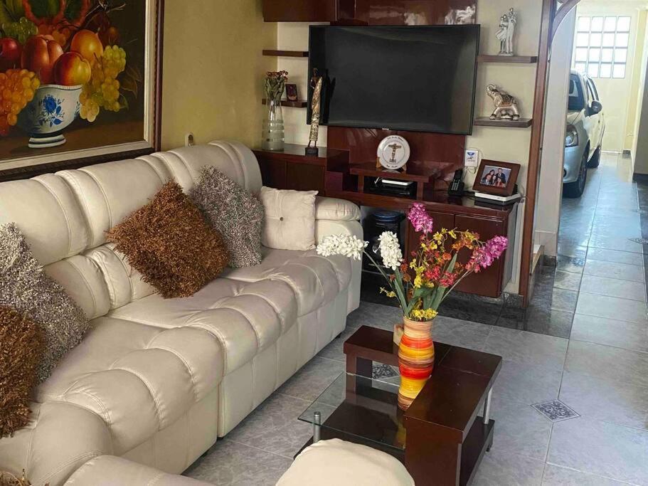 Hermosa Casa Con Gran Ubicacion Bogota