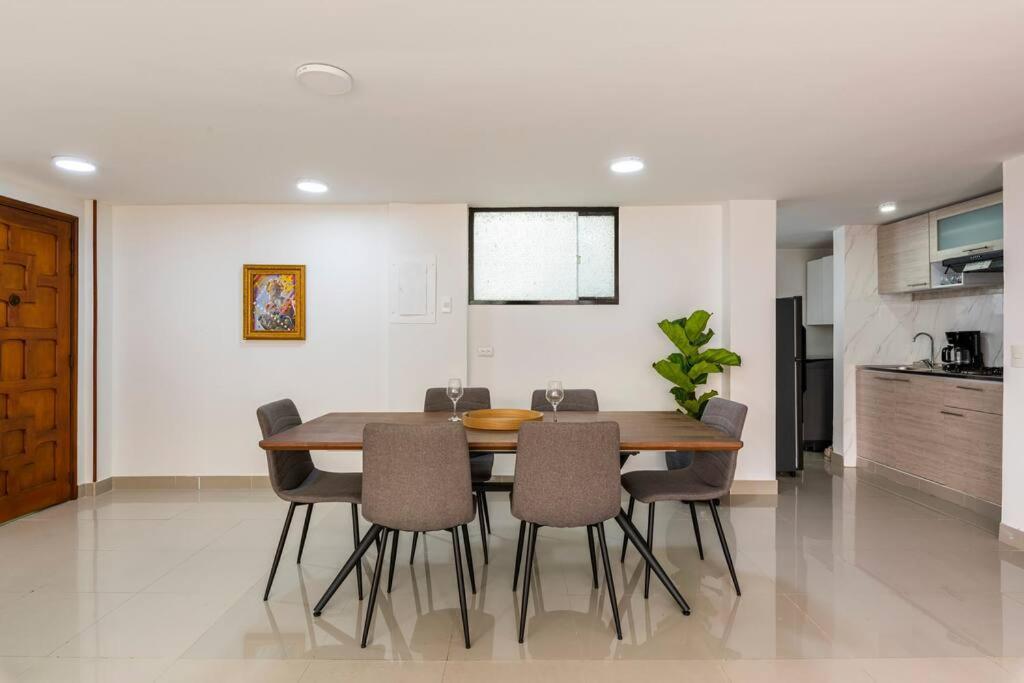 Amplio Apartamento En Bogota, Chico Bogota