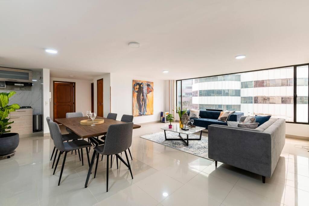 Amplio Apartamento En Bogota, Chico Bogota