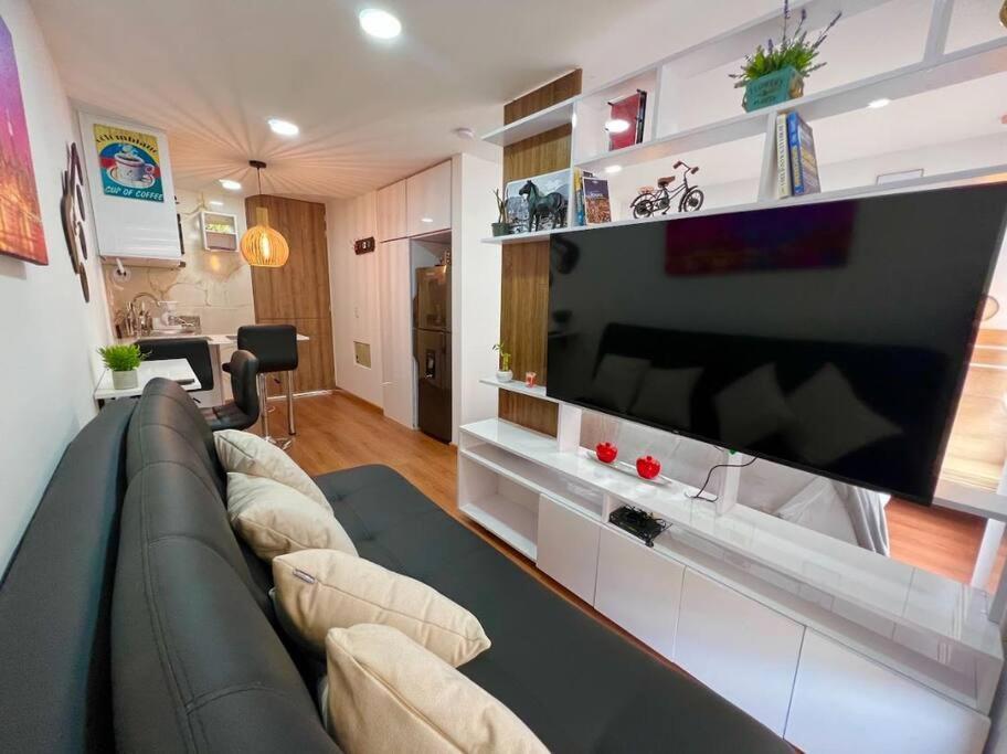Apartamento Downtown, Candelaria Loft, Monserrate View!