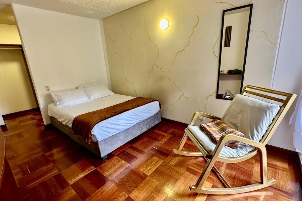 Escape, Brand New Flat With Wooden Accent In Upper Class Neighborhood In Apartment