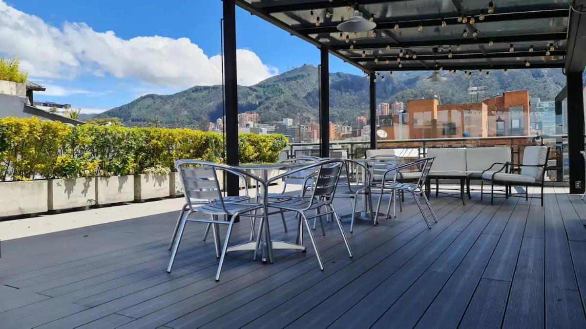 Apartment Great Space In Perfect Area! Walk Everywhere! Bogota