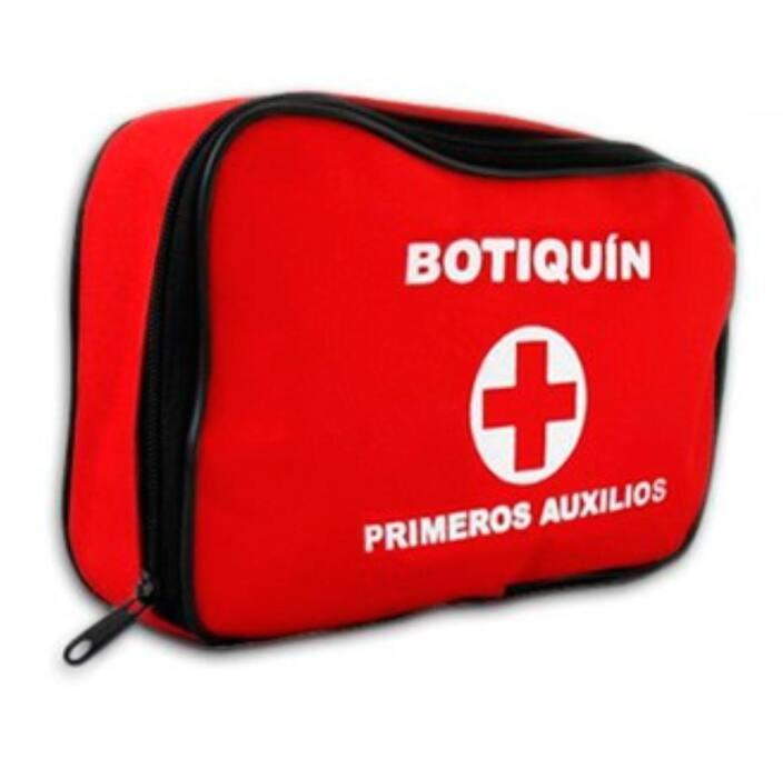 Completo Cerca A Embajada 3