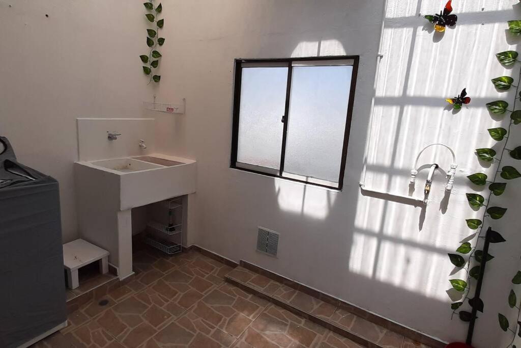 Apartment Completo Cerca A Embajada 3