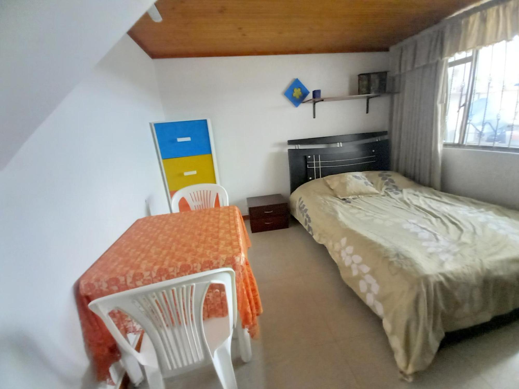 Homestay Amplia Casa Familiar
