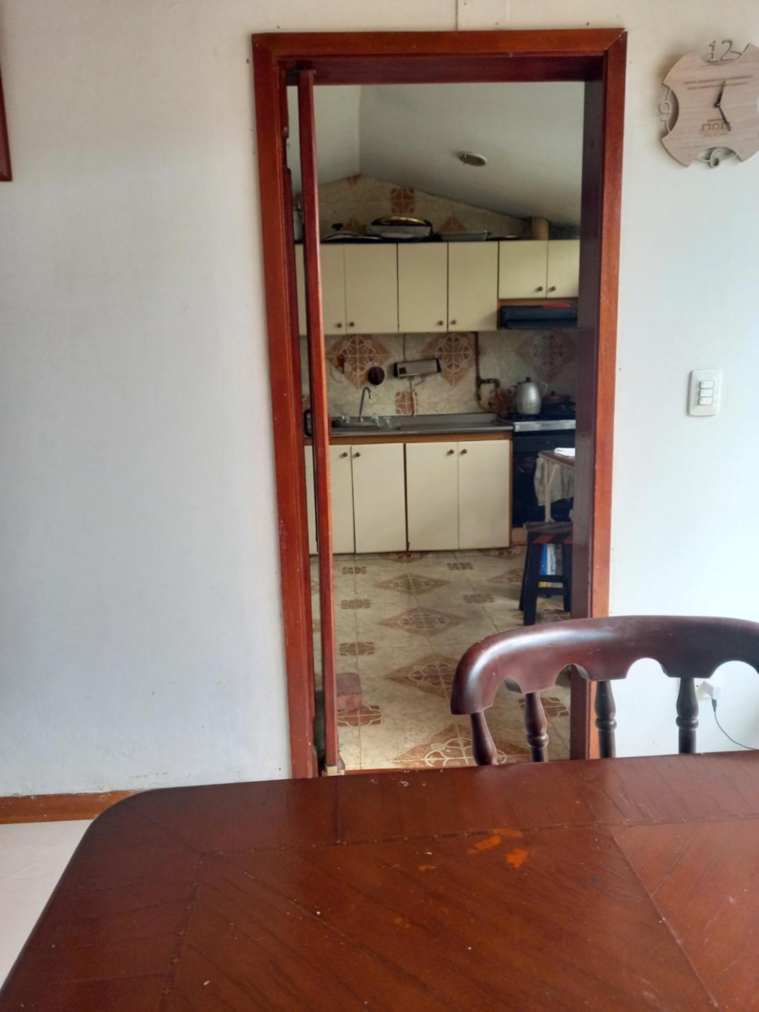 Homestay Amplia Casa Familiar *