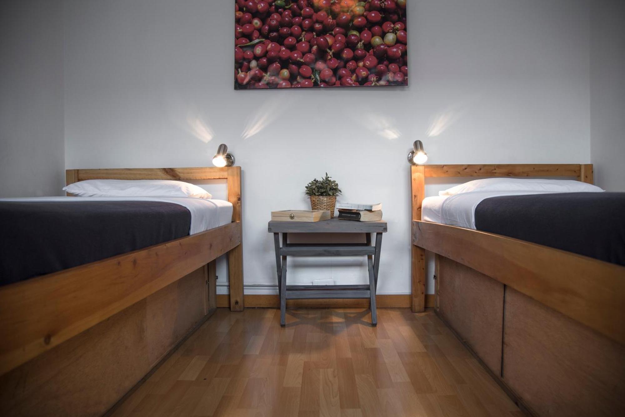 Explora Hostel *
