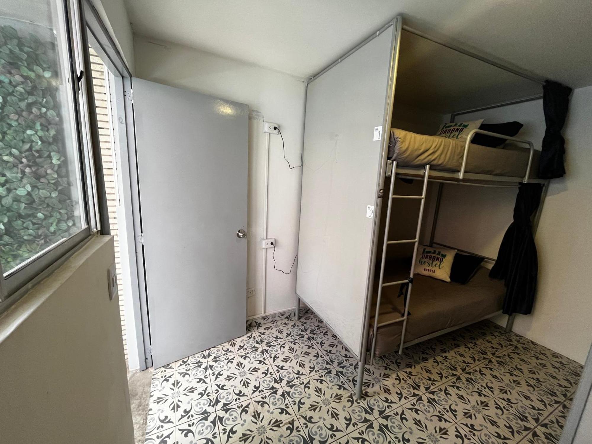Urbana Guest house 2*