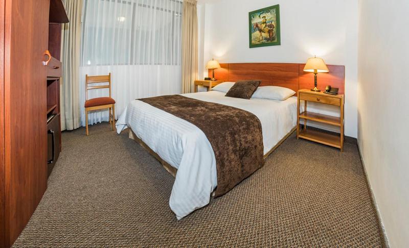 El Campin Hotel 3*