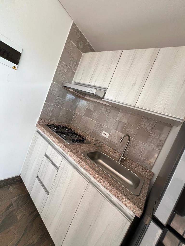 Apartment Cerca Al Aeropuerto Bogota