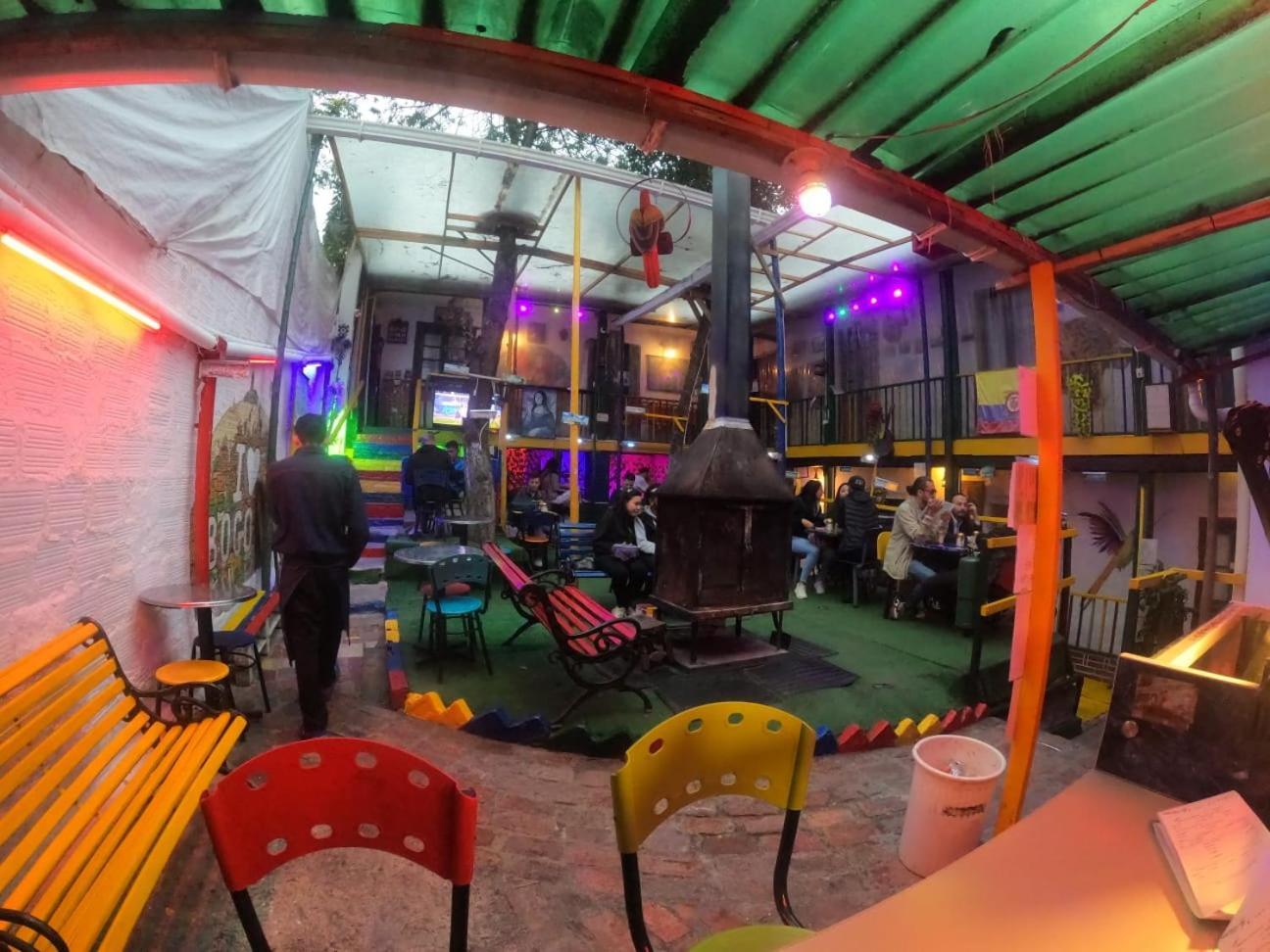 Gastro Bar Casa Colibri Guest house 2*