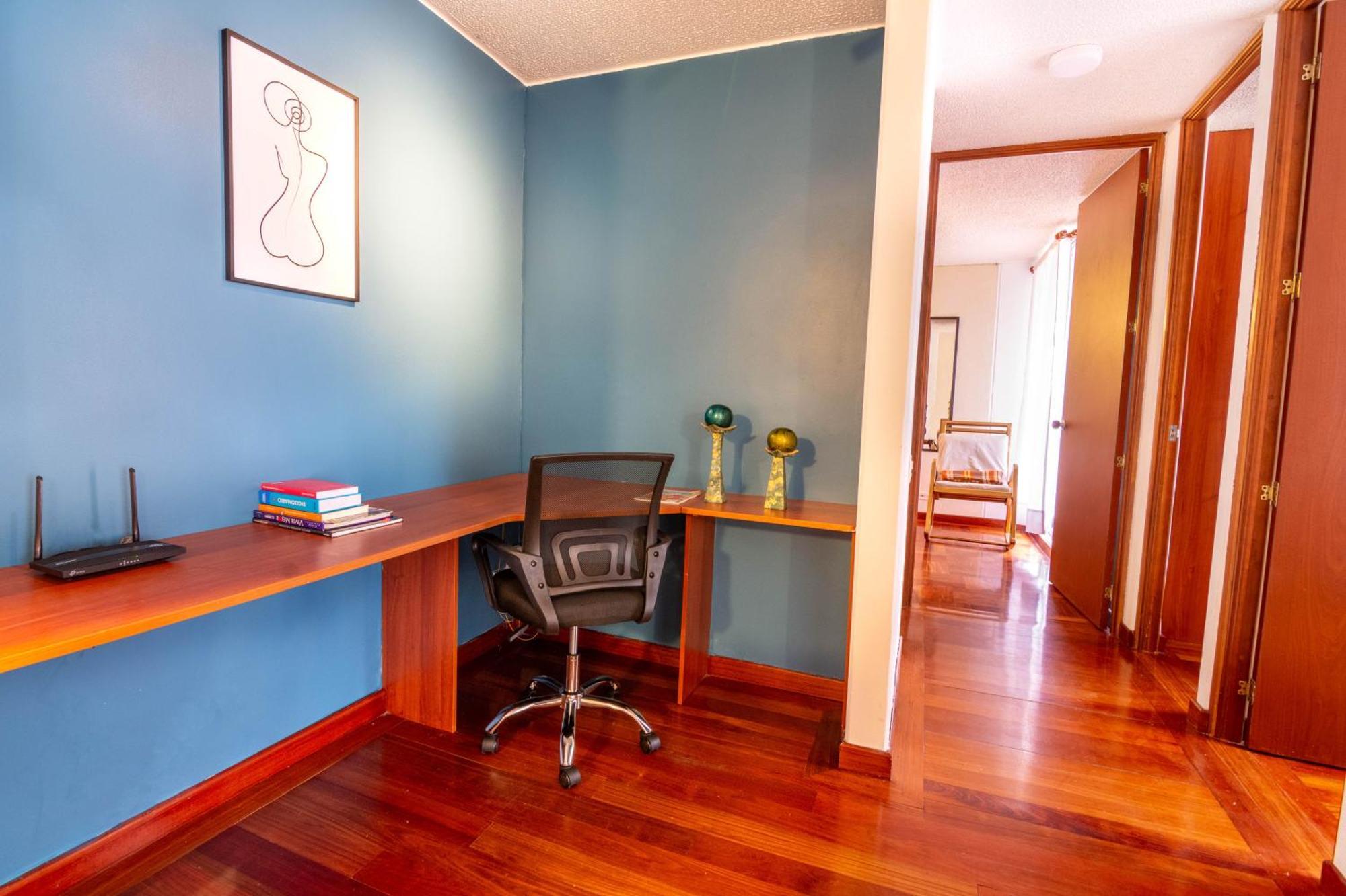 Escape, Brand New Flat With Wooden Accent In Upper Class Neighborhood In