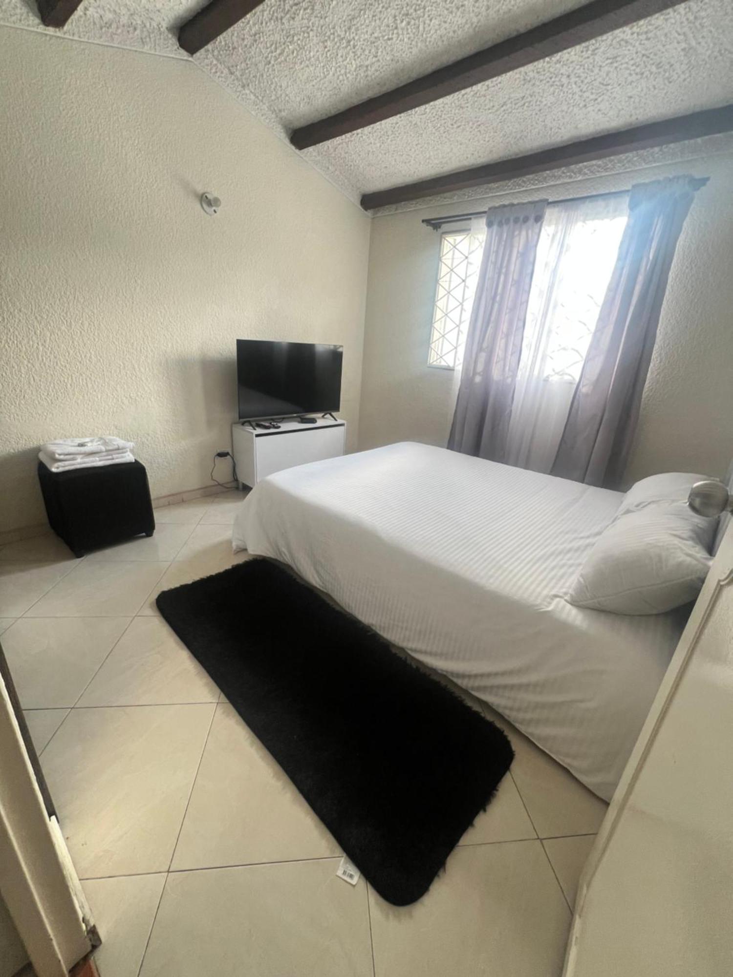 Hostal Del Prado Guest house *