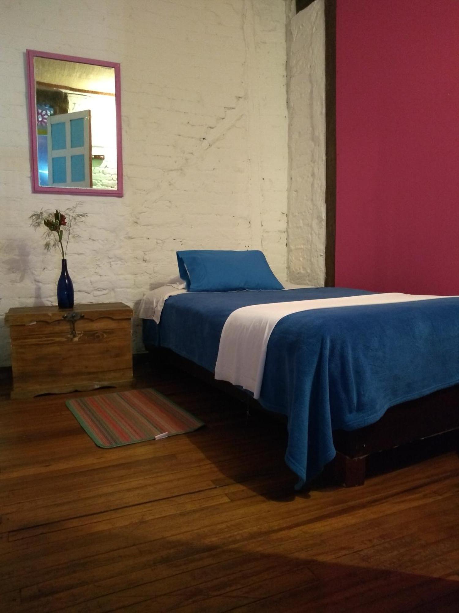 Lima Limon Candelaria Albergue Bogotá