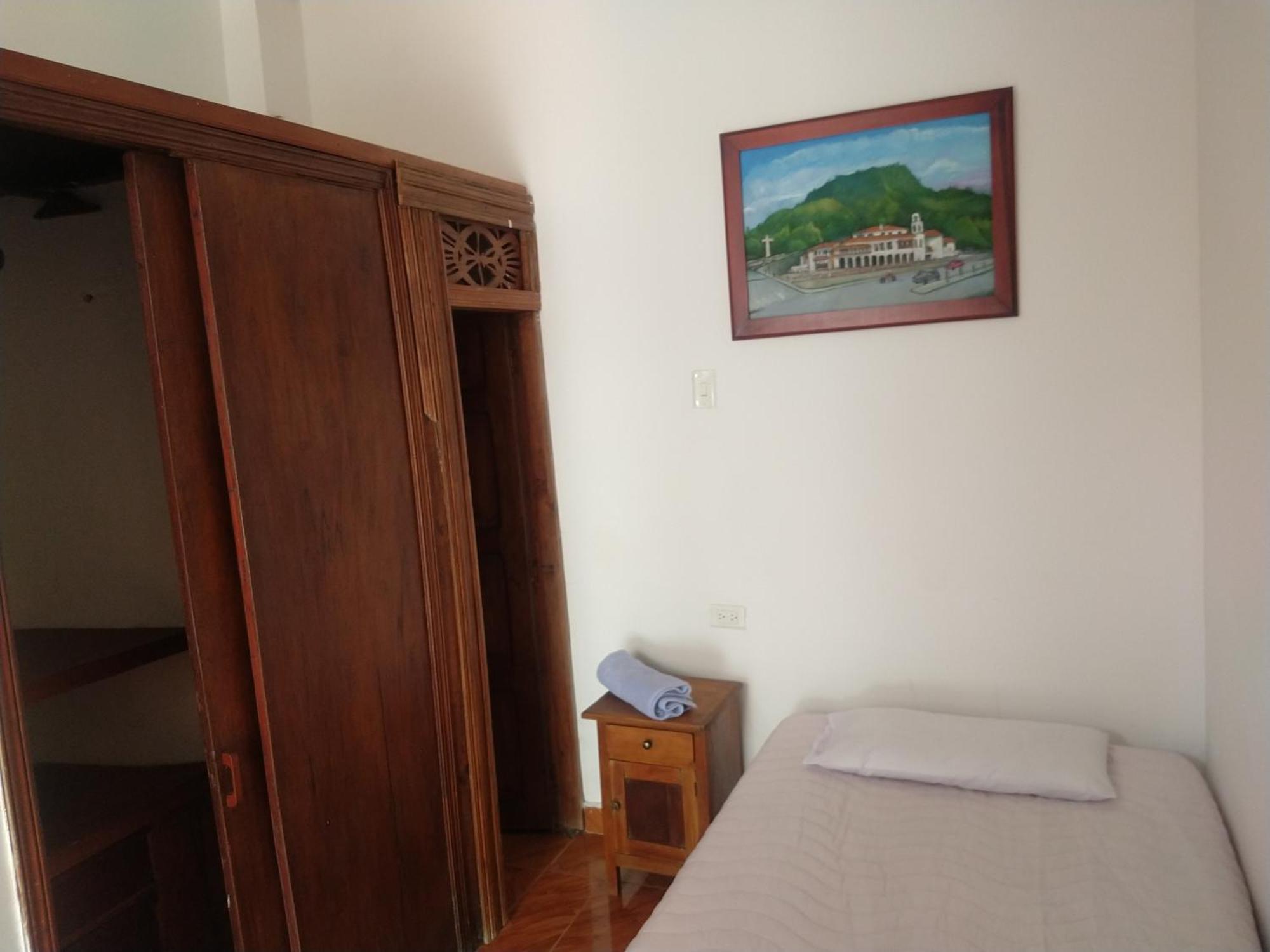 Casa Larimar Homestay