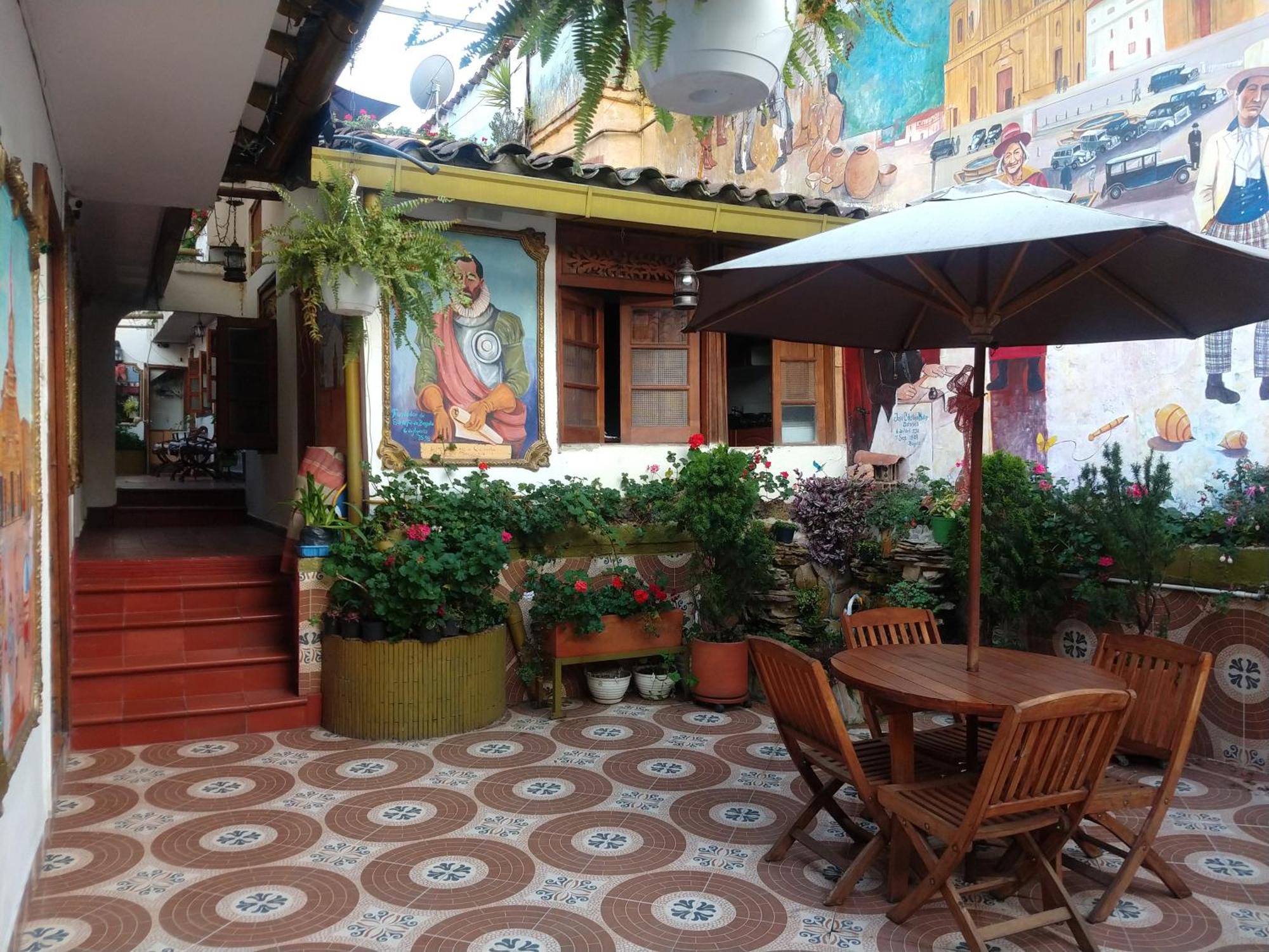 Casa Larimar Homestay Bogota