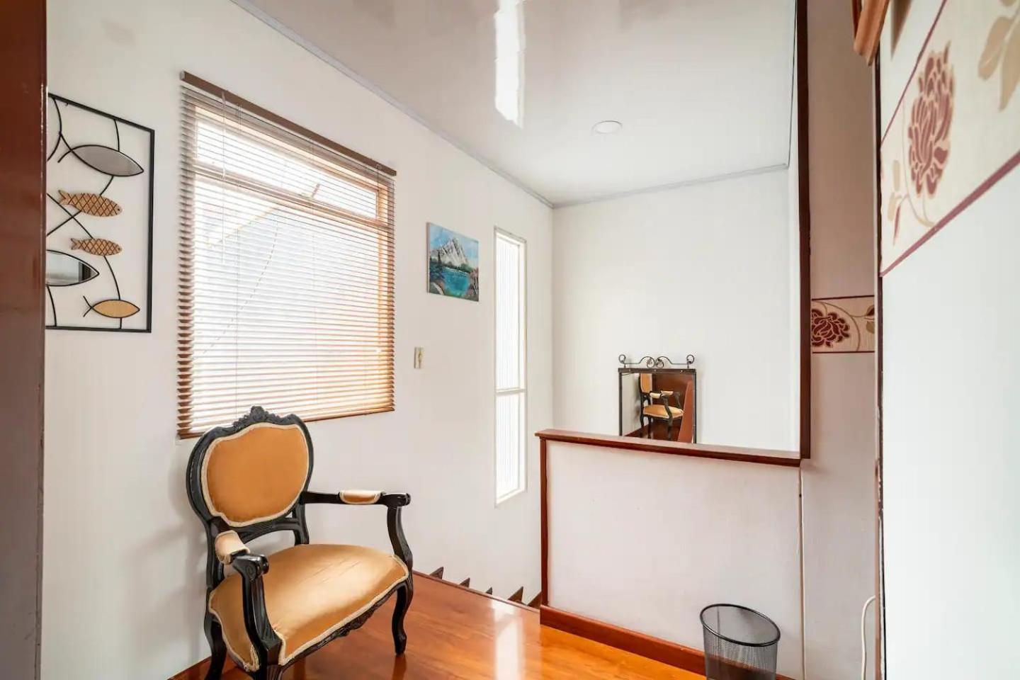 Homestay Excelente Cerca Parque Simon Bolivar, Embajada Y Movistar3 Bogota