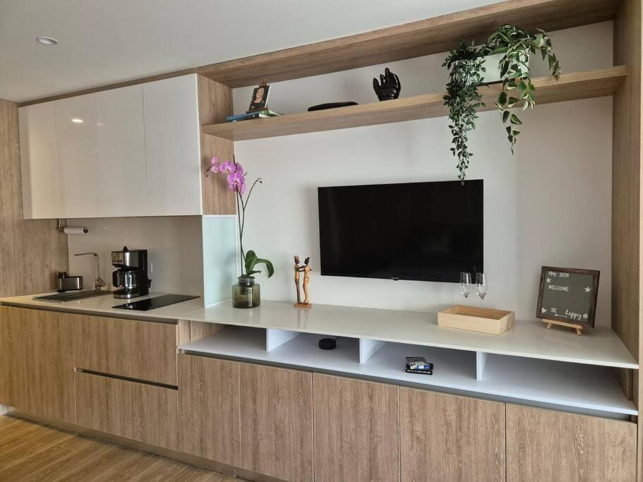 Loft Moderno En Clubhouse Frente A Corferias Apartment Bogota