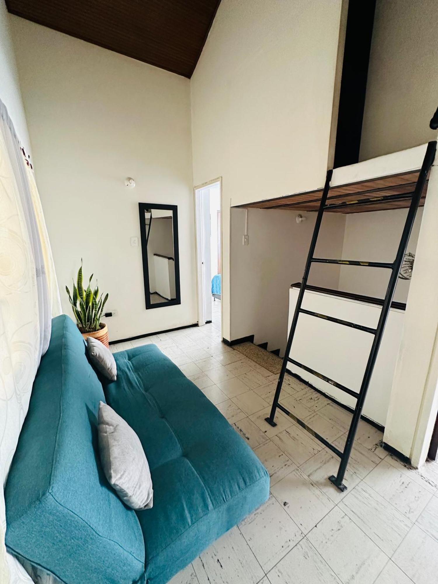 Hermosa Casa Familiar Y Central Holiday home *