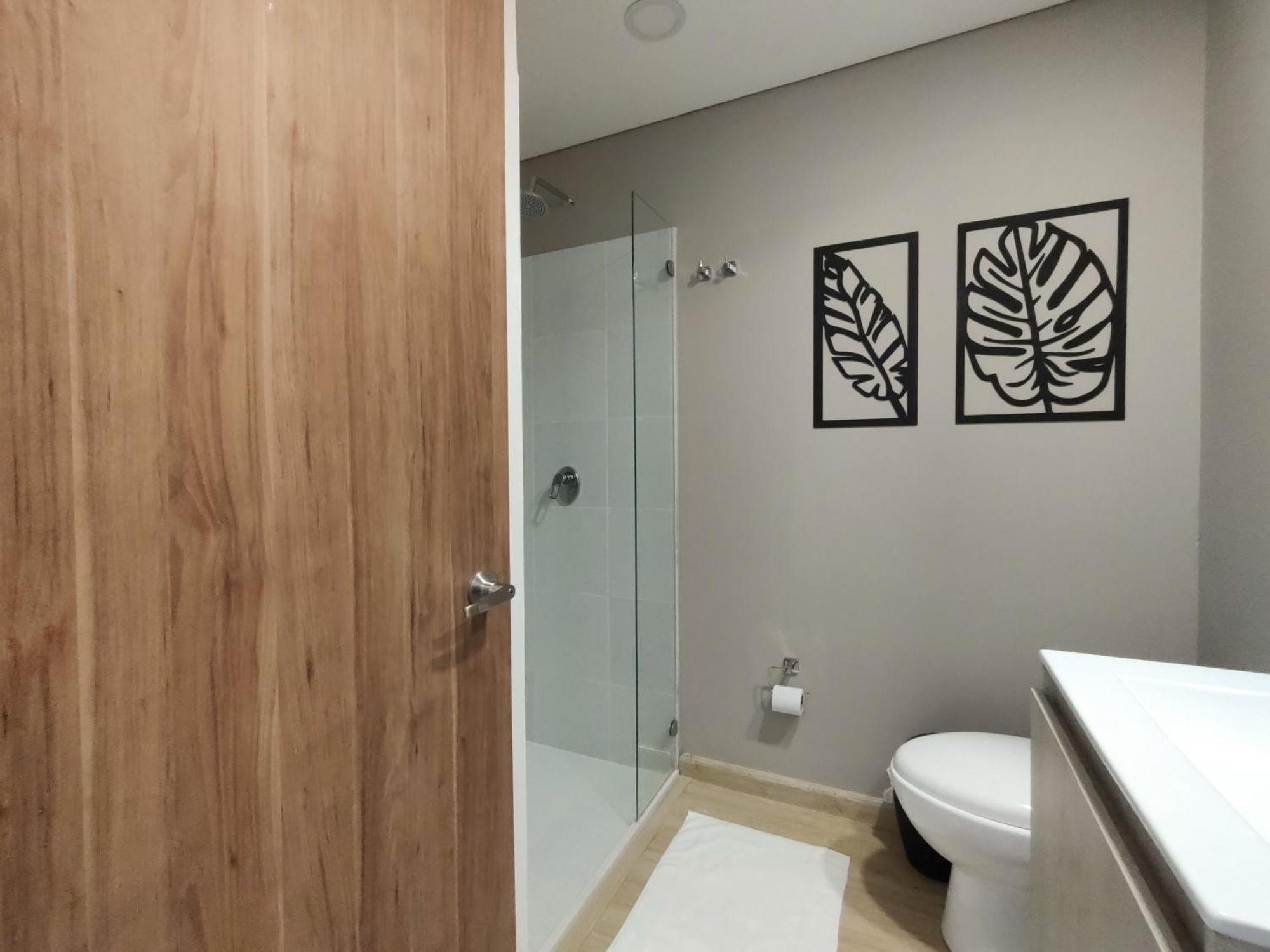 Apartment The Hood 102, Modern And Luxury *
