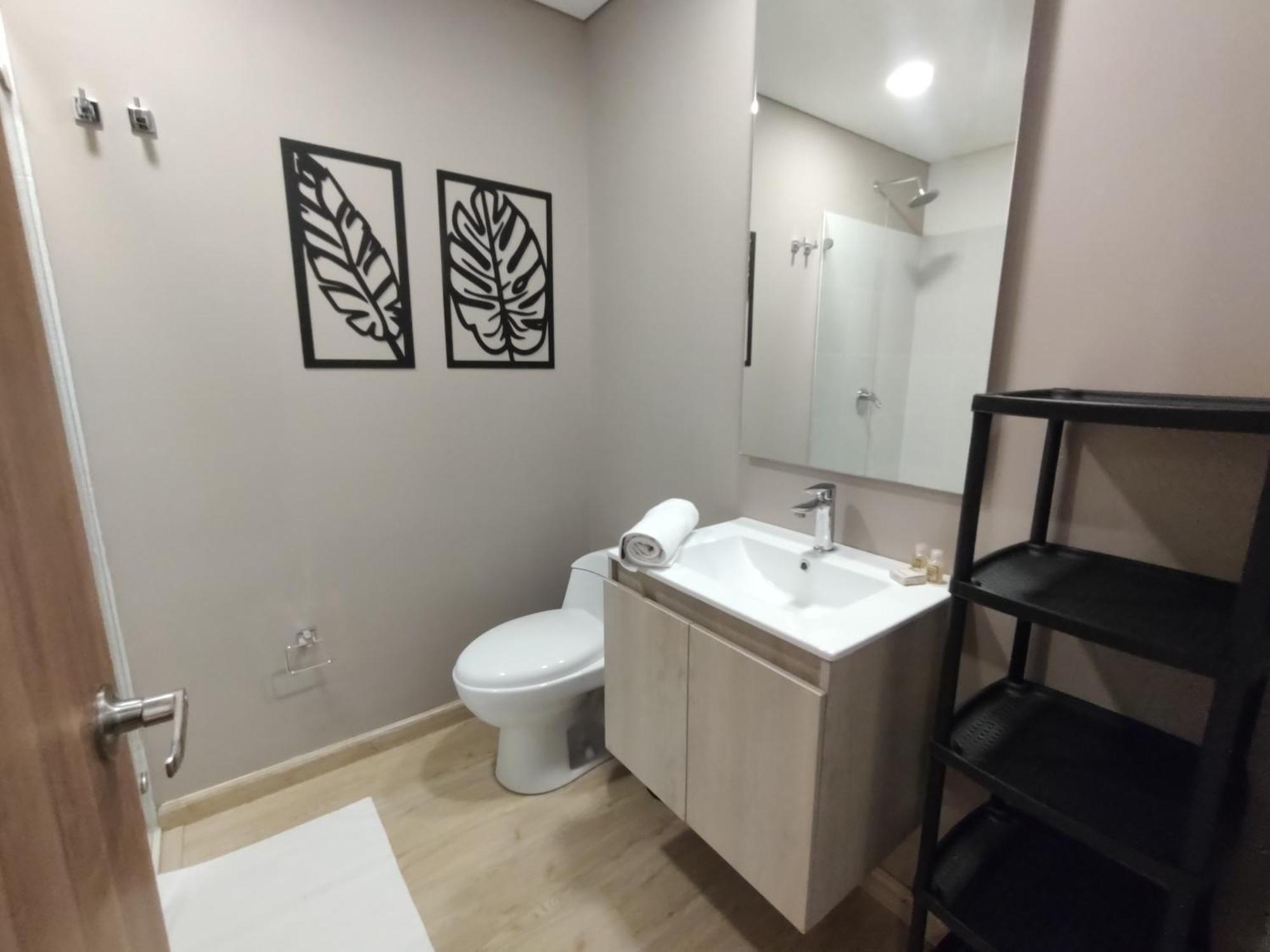 The Hood 102, Modern And Luxury Bogota