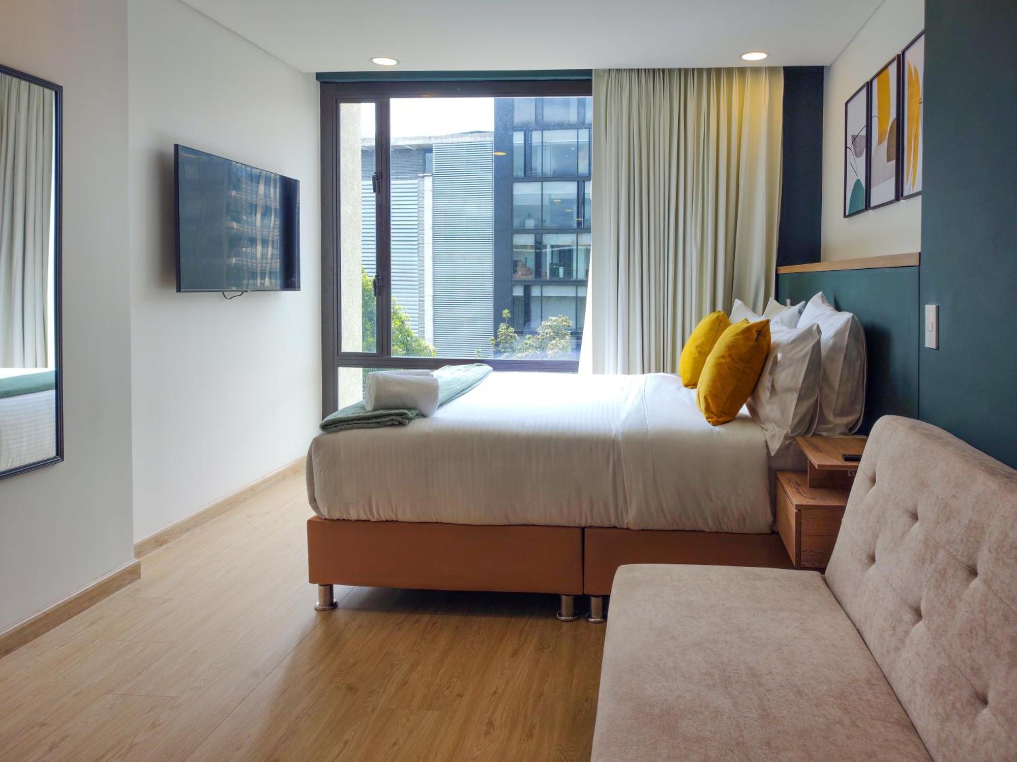 The Hood 102, Modern And Luxury Bogota