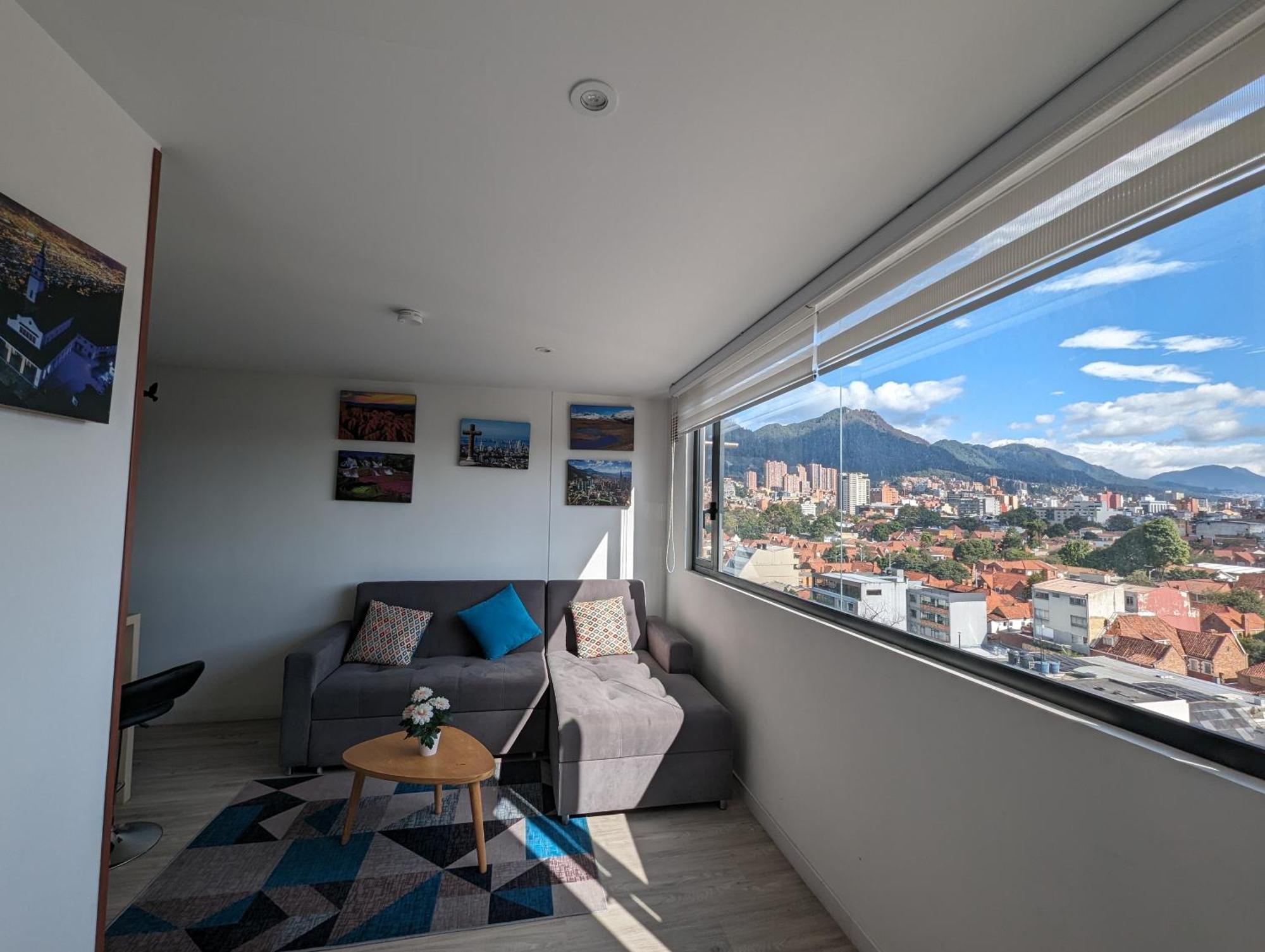 Flat In Financial Heart Of Bogota