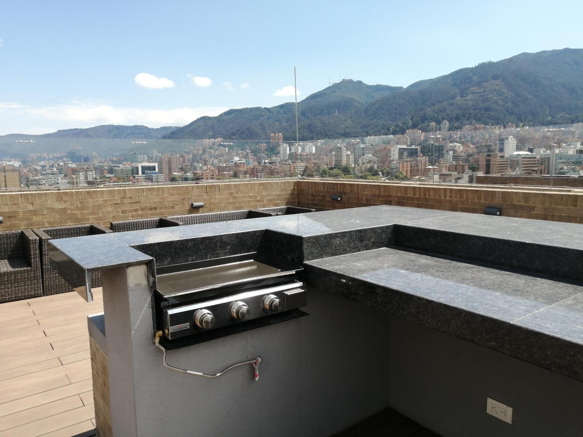 Apartment Flat In Financial Heart Of