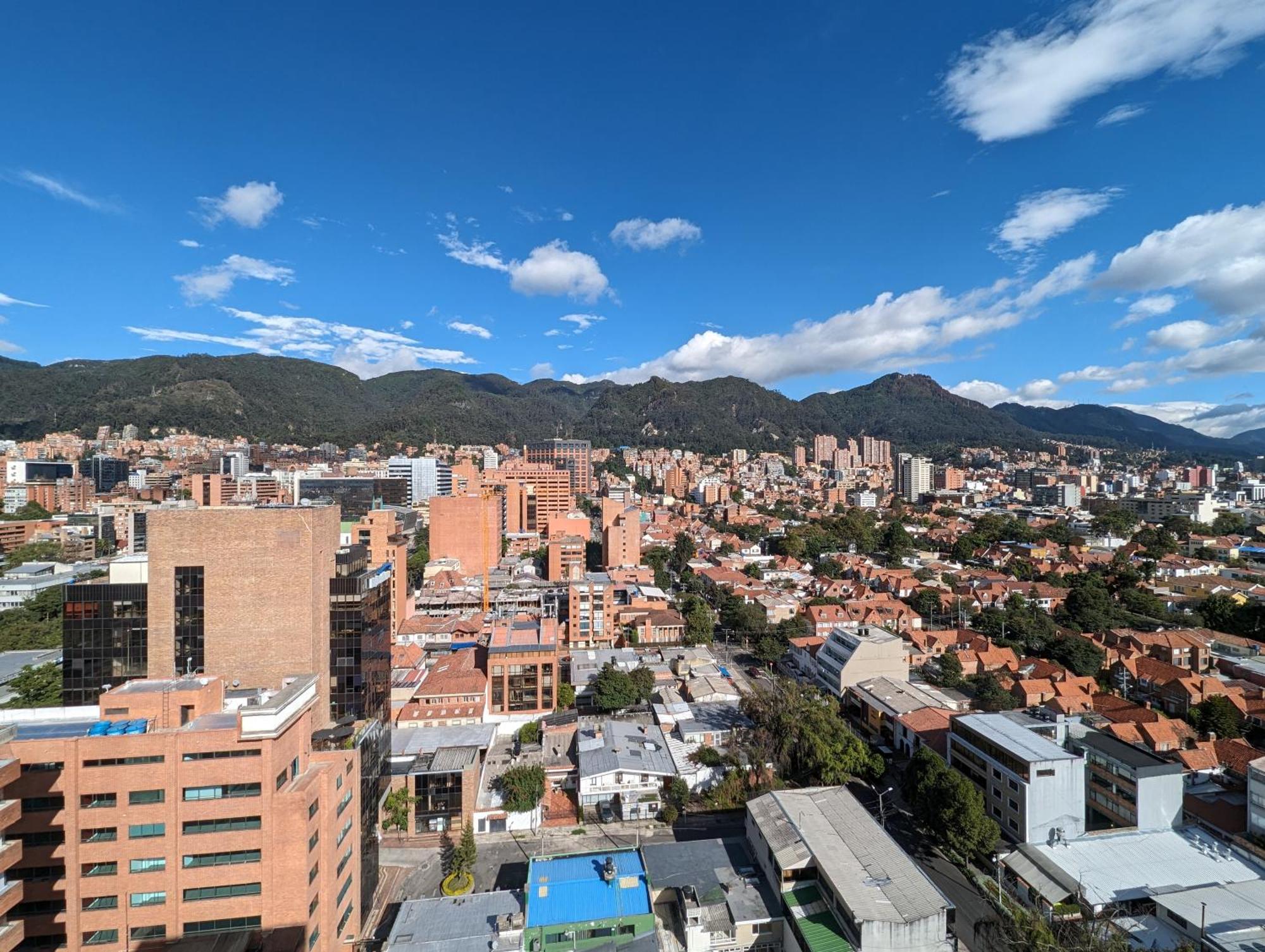 Apartment Flat In Financial Heart Of