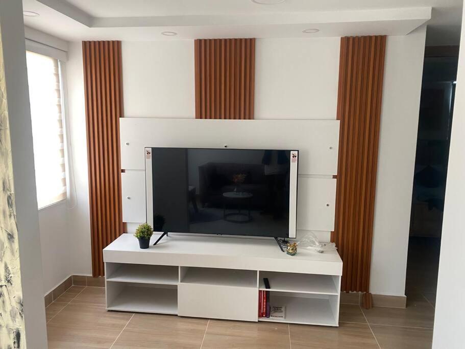 Apartamento Apartamento De Lujo Fontibon Cerca Al Aeropuerto Y Terminal De Transportes