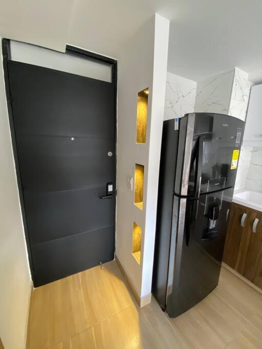 Apartamento De Lujo Fontibon Cerca Al Aeropuerto Y Terminal De Transportes Apartamento