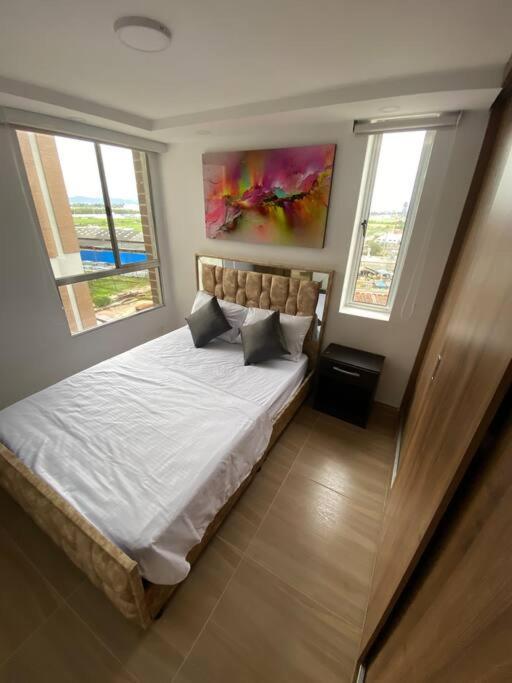 Apartamento Apartamento De Lujo Fontibon Cerca Al Aeropuerto Y Terminal De Transportes