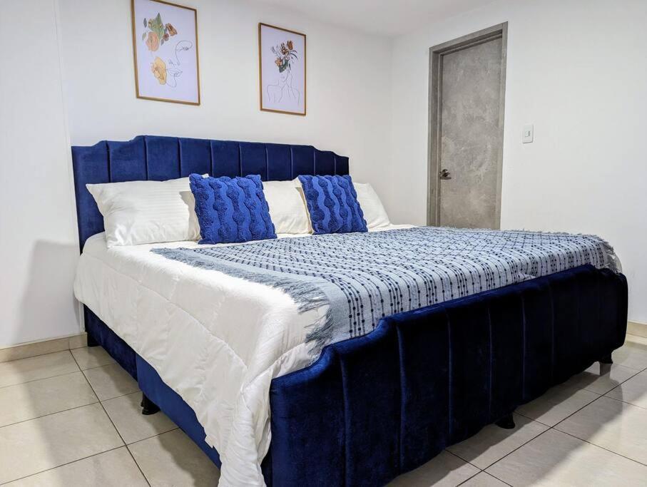 Fantastico Apartamento En Chico Reservado 93 Park! * Bogota