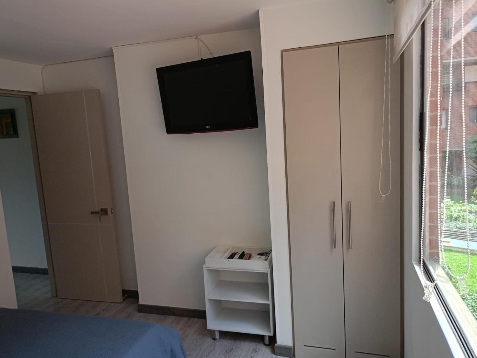 Linda Ciudad Salitre Homestay *