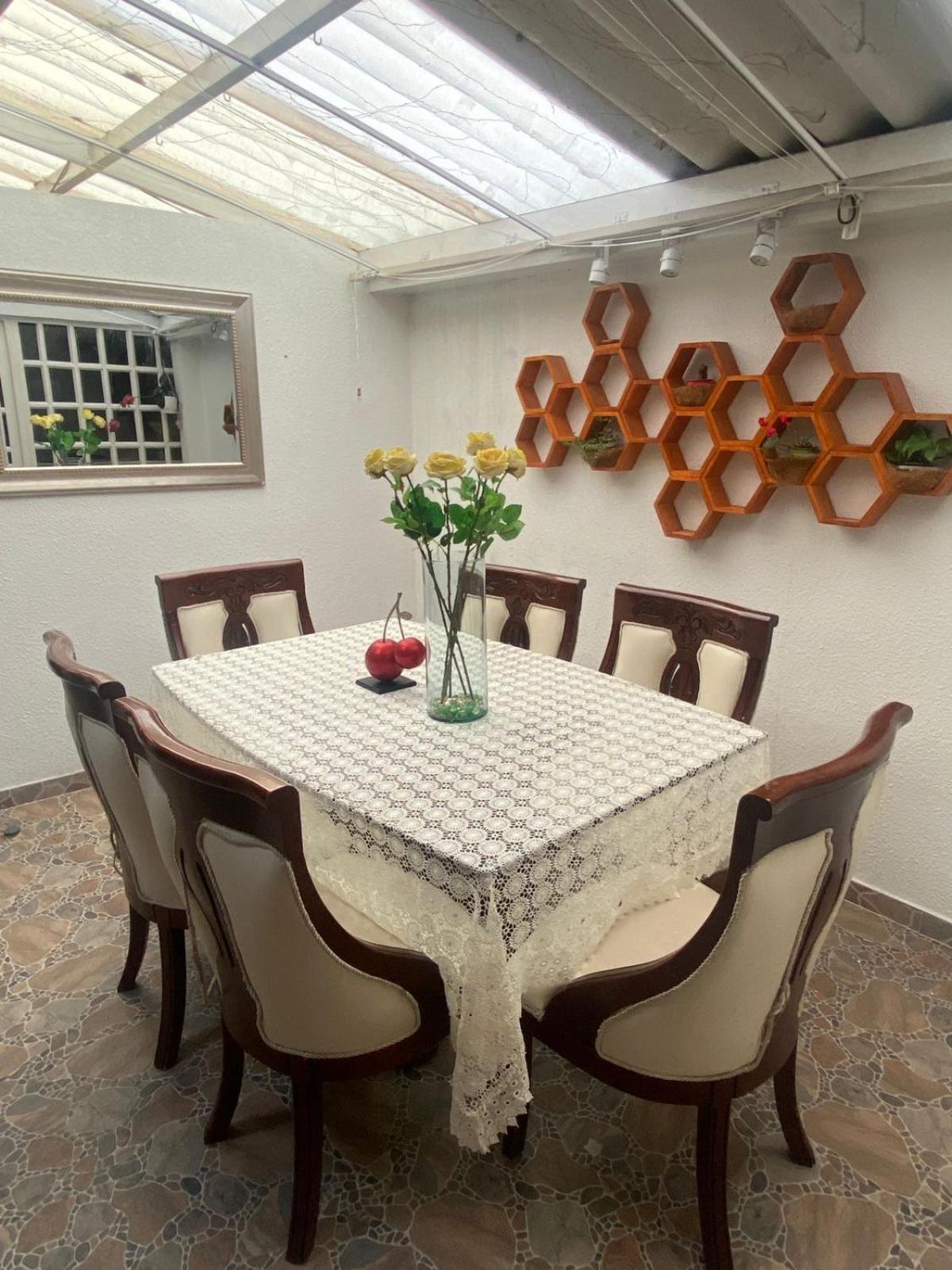 Hermosa Casa Con Gran Ubicacion *