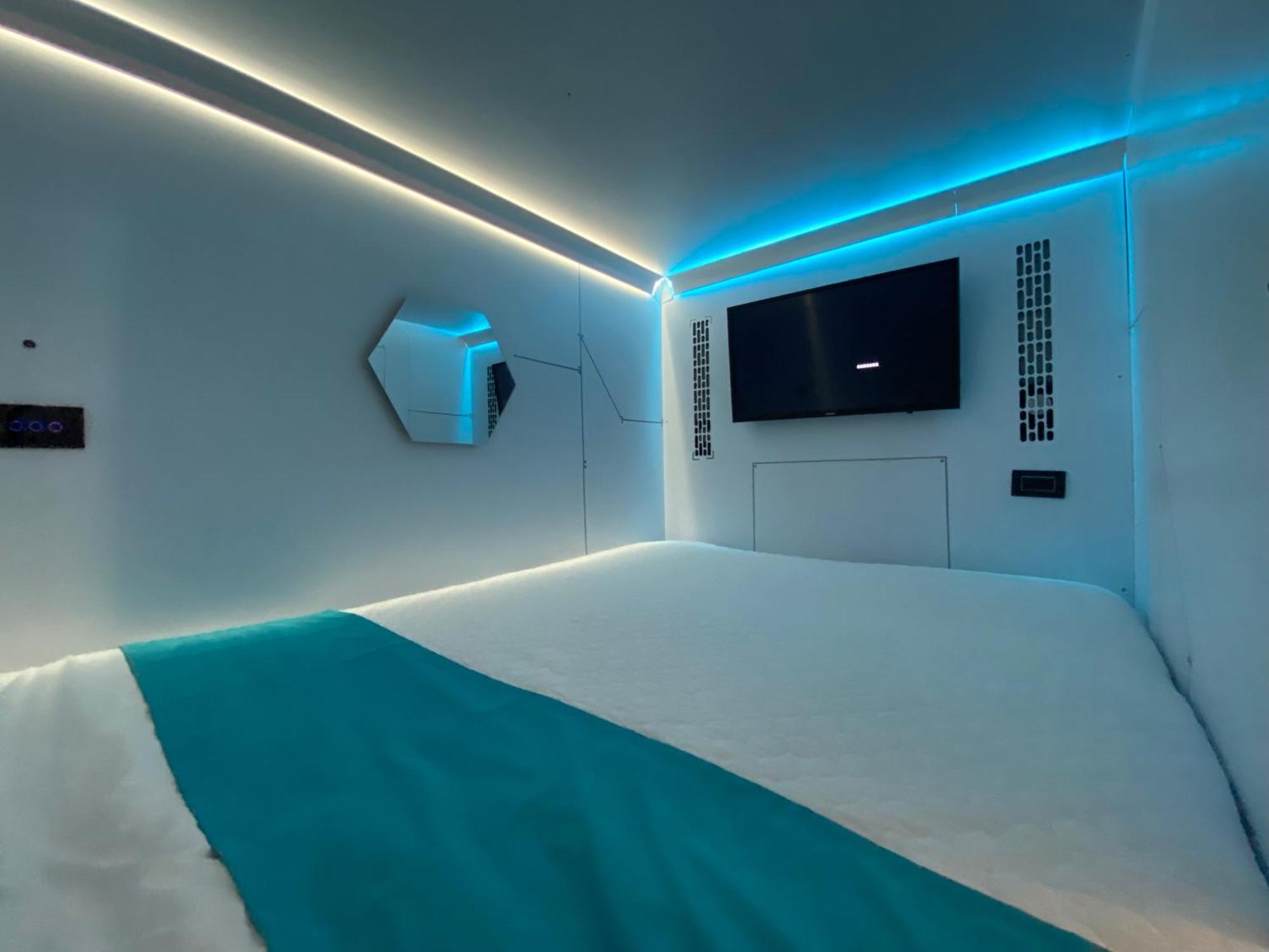 Hostal Capsula Corferias