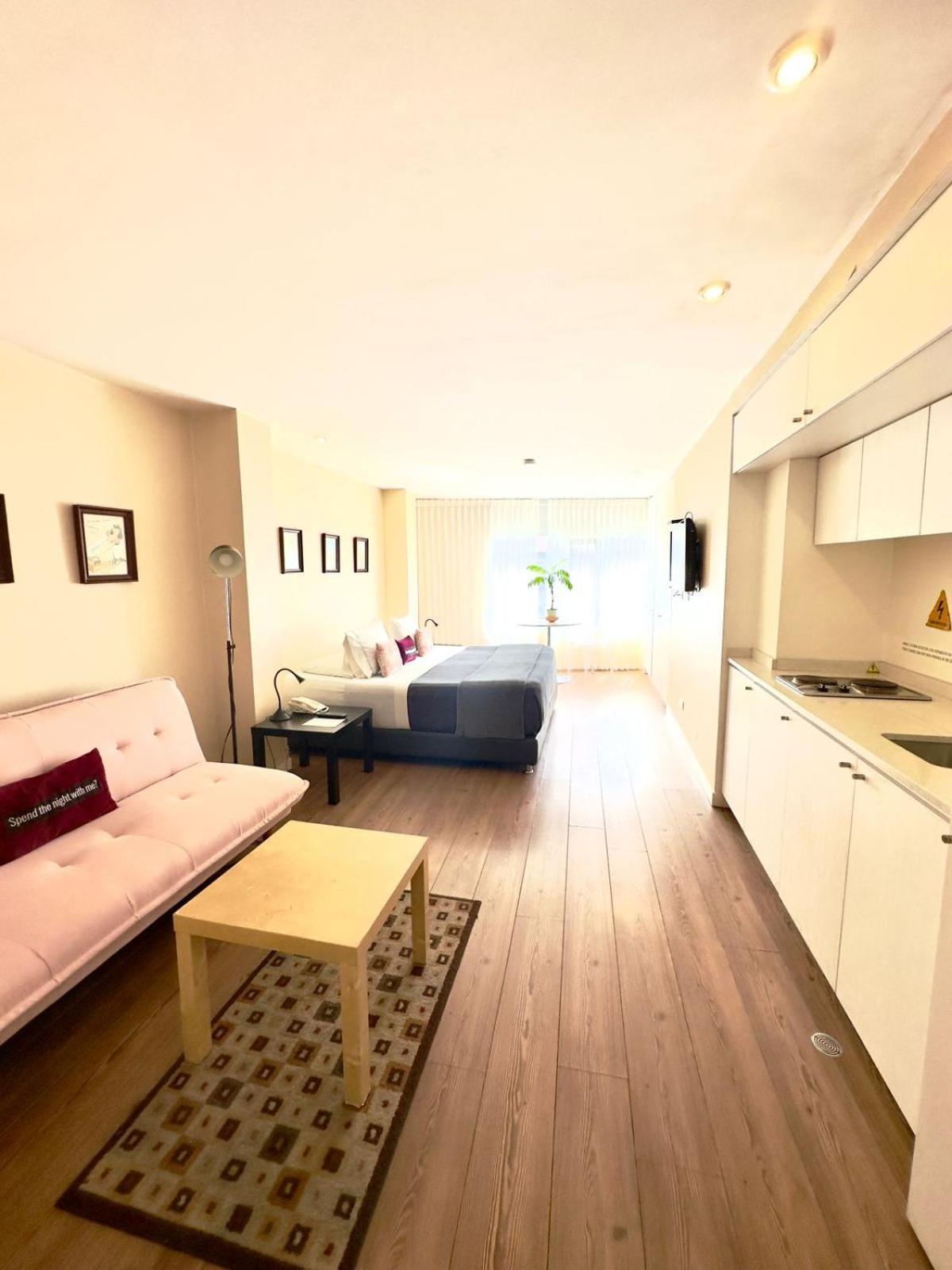 Living 55 Hotel