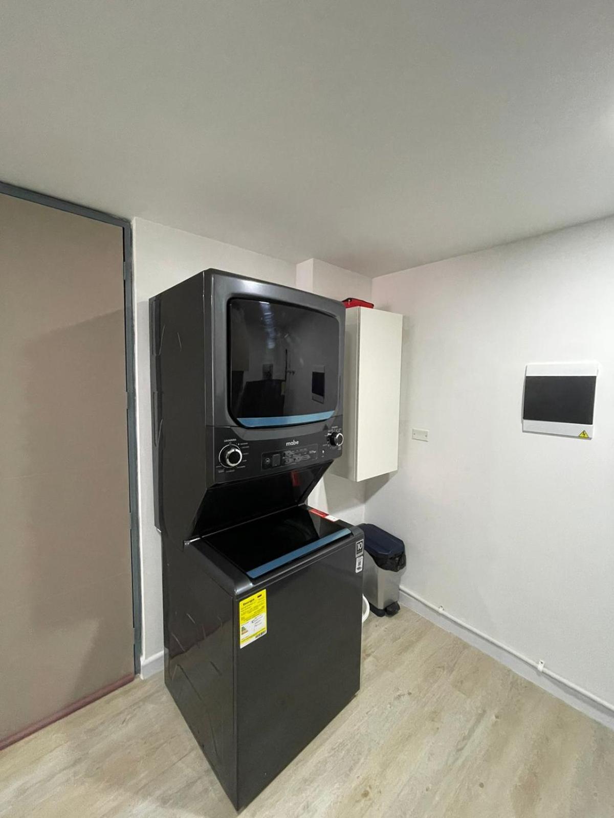 Moderno Cerca A Unicentro Apartment