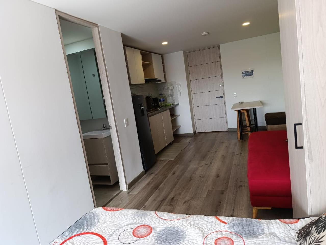 Comodo Tipo Loft En El Centro De 28 Apartamento *