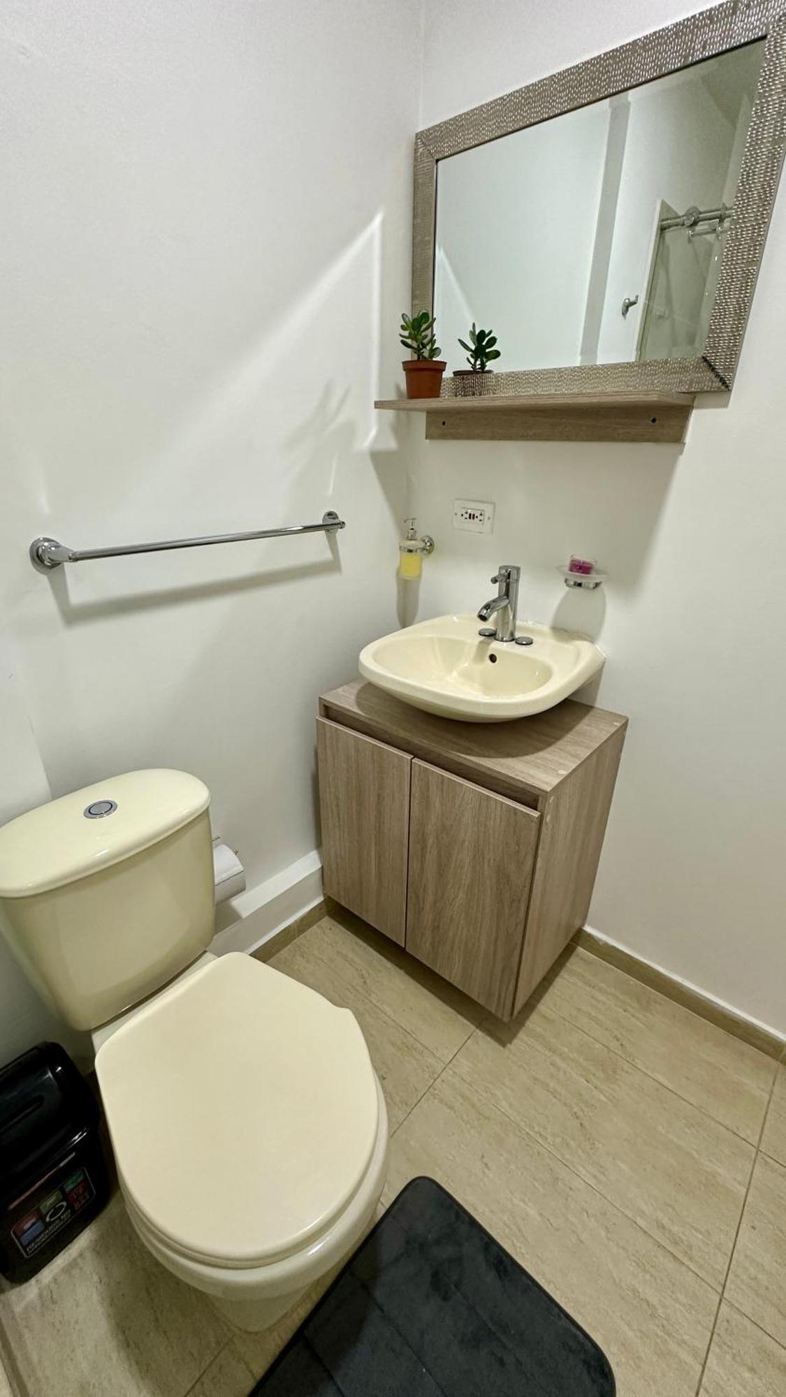 Brand New Duplex House - North Apartment *