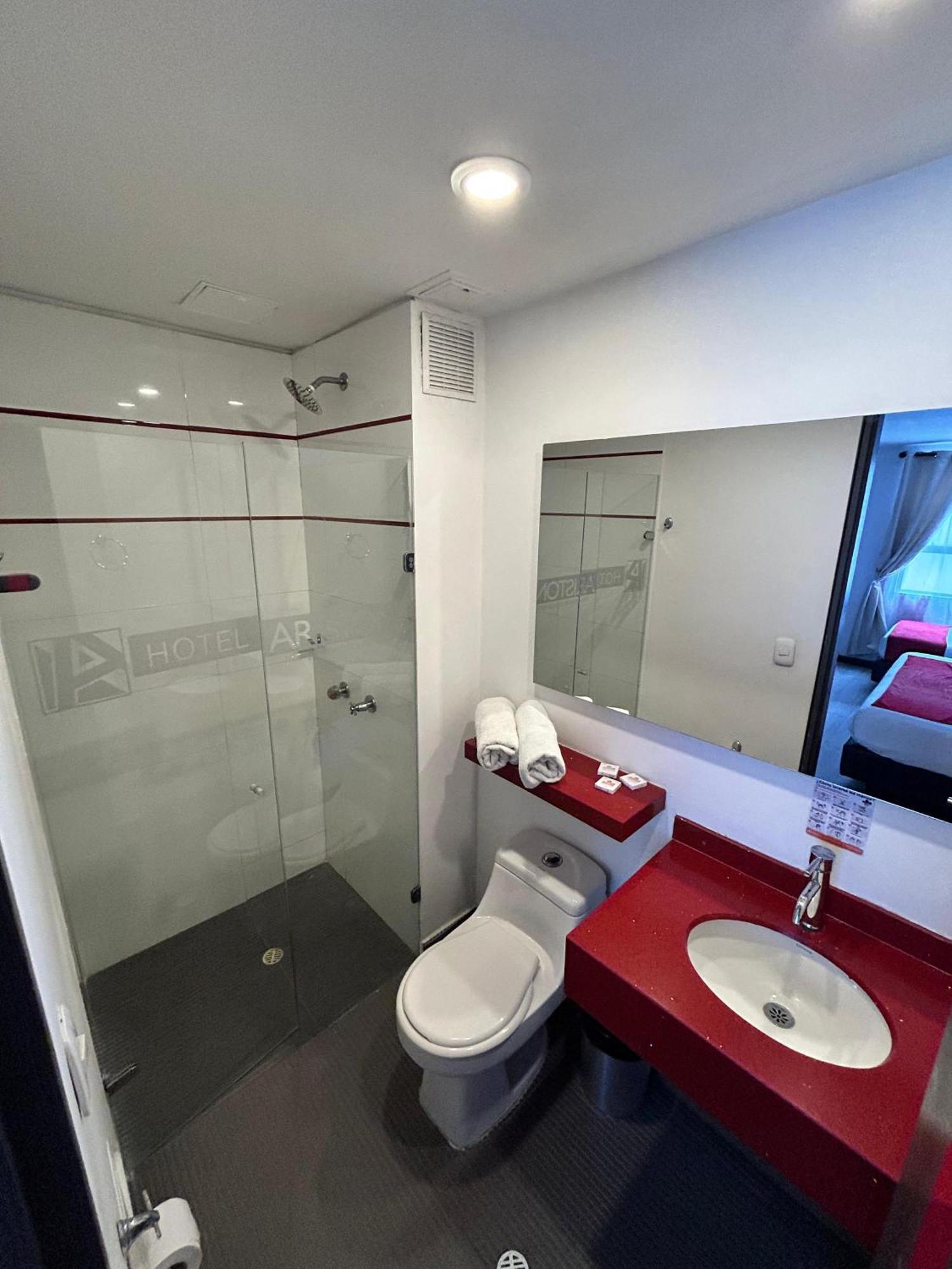 Ariston Hotel 3*