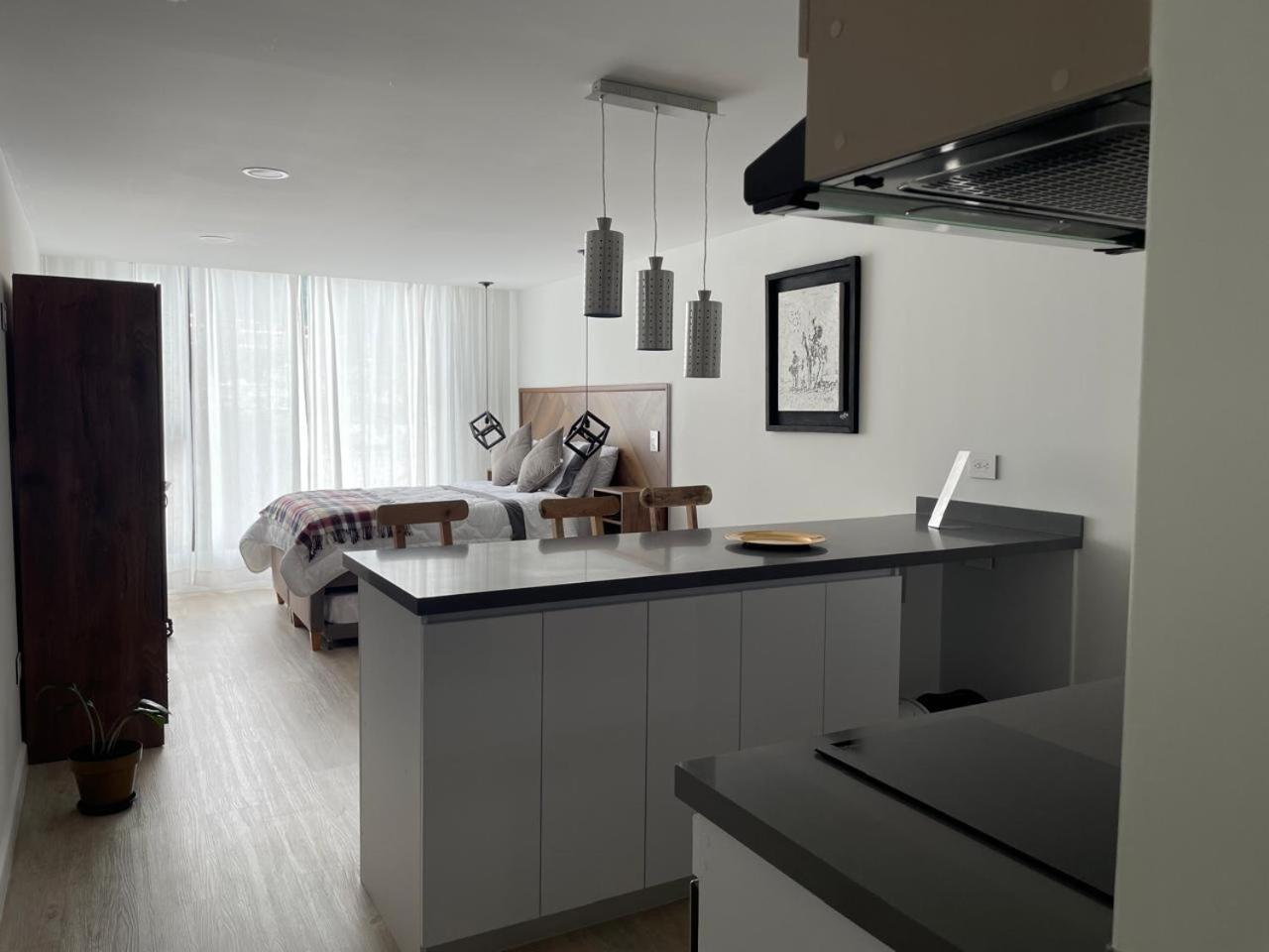 Aparta Estudio Unicentro Bogota