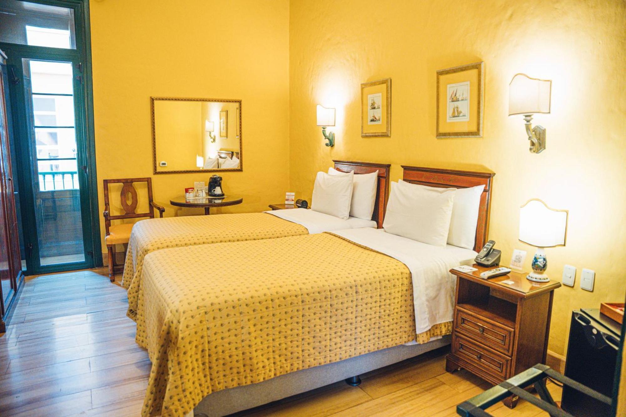De La Opera Hotel