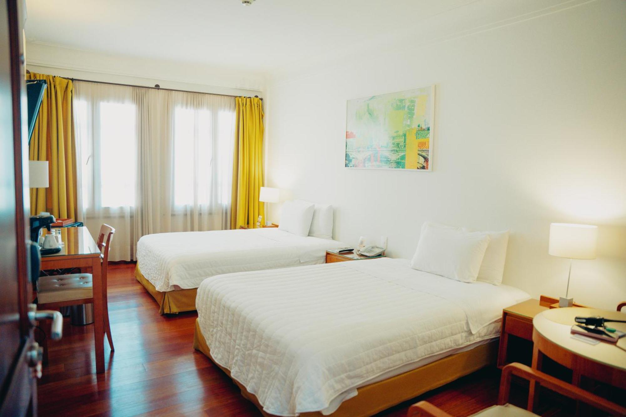 De La Opera Hotel 5*