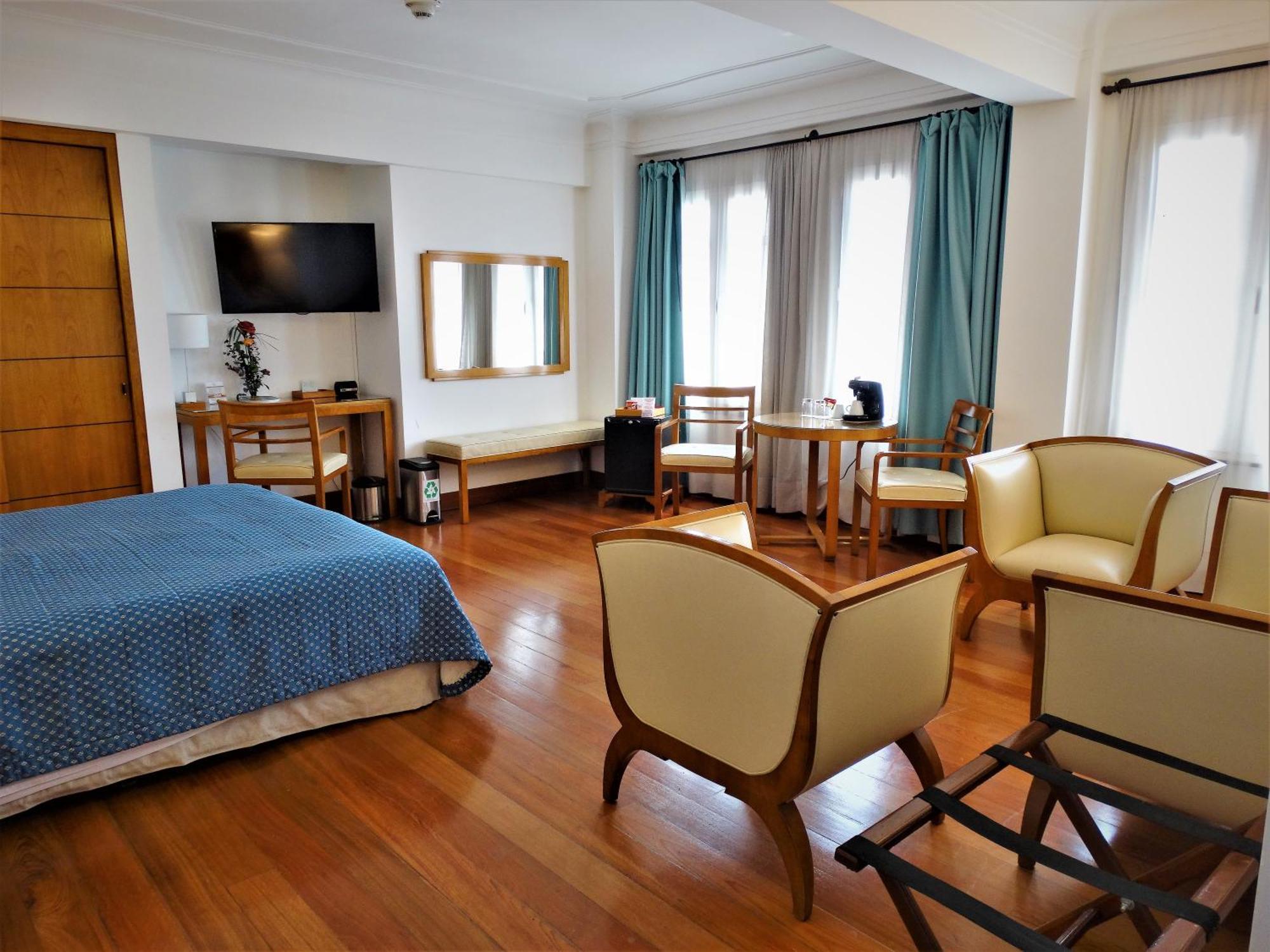 De La Opera Hotel 5*