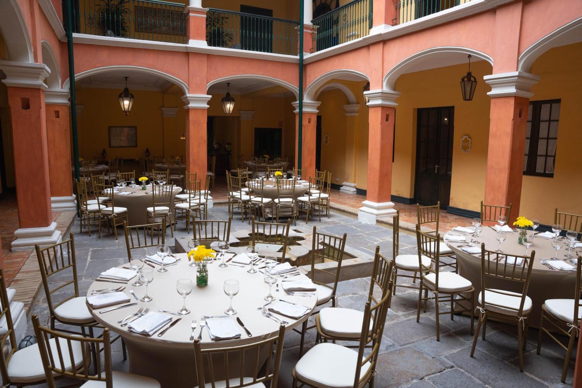 De La Opera 5*